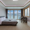 Отель Yeosu Janggun Island Pension, фото 2
