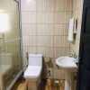 Отель Beautiful 3-bed 2 Bath House at Spur Road Freetown, фото 14
