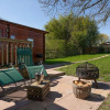 Отель The Cabin with Hot Tub, фото 11