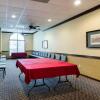 Отель Comfort Suites Bush Intercontinental Airport, фото 19
