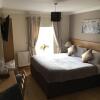 Отель Crossways Inn, фото 1