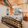 Отель D And V Retreat - Modern Aesthetics Meet Mountain Charm In This Gorgeous Cabin! Game Room! 2 Bedroom, фото 14