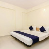 Отель Silverkey Executive Stays 19907 Hafeezpet, фото 13
