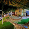Отель Yiyuan Yameng Homestay (Weizhou Island Colorful Beach Scenic Area), фото 7