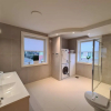 Отель Beautiful, Spacious And Modern, 2-bedroom, Near Center, Free Parking, фото 5