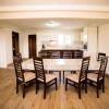 Отель Cheerful 6-bedroom villa with indoor fireplace - price for entire property, фото 7
