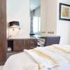 Отель Bright and Stylish 1BR in JLT, фото 4