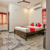 Отель Leo's Home Stay by Oyo Rooms, фото 11