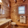 Отель Ern864 - The Cedars - Great Location! Close To All The Action! 5 Bedroom Cabin by RedAwning, фото 6