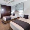 Отель Waves 1 - 3 bedroom with Ocean Views в Whitsundays