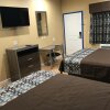 Отель Deluxe Inn & Suites Baytown в Бейтауне