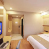 Отель GreenTree Inn Wuxi Yixing High-speed Railway Station Dingshu Town Tongshu Road Express Hotel, фото 3
