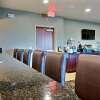 Отель Cobblestone Hotel & Suites - McCook, фото 18