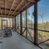 Отель Cabin Fever by Escape to Blue Ridge, фото 11