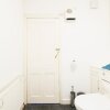 Отель Quiet and Spacious 2-bedroom Flat , Sleeps 4, фото 9