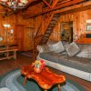 Отель Abe's Amazing Cabin 1421 by RedAwning, фото 33