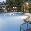 Отель DoubleTree by Hilton Austin - University Area, фото 14