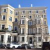 Отель Rutland Gardens Apartment в Лондоне