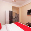 Отель OYO 37246 New Hotel Swastik, фото 2