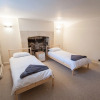 Отель Spacious 5 Bed Ideally Located in the Heart of Historic Bath City Cent, фото 3