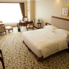 Отель Enrichee Gloria Plaza Hotel Qingdao, фото 17