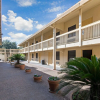 Отель La Quinta Inn by Wyndham San Antonio I-35 N at Rittiman Rd, фото 50