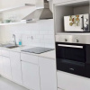 Отель Modern 1 Bedroom Apartment in Cape Town, фото 13