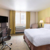 Отель Candlewood Suites New York City-Times Square, an IHG Hotel, фото 4