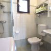 Отель Comfortable Apartment ina Quiet Location, With a Shared Swimming Pool, Near Pula, фото 17