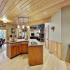 Отель Round House on Round Lake, фото 6