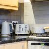 Отель Stylish 2-bed Home in East London Free Parking, фото 20