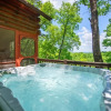 Отель Hilltop Hideaway - Endearing Mountain Cabin With Hot tub Foosball pet Friendly, фото 15