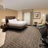 Отель Hilton Garden Inn Winston-Salem/Hanes Mall, фото 3