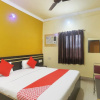 Отель OYO 48884 Hotel Trishakti, фото 3