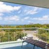 Отель Home Away From Home With Sweeping Ocean Views Unit 12 60 Peregian Esplanade, фото 3
