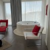Отель Max Luxury Suite, фото 2