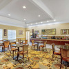 Отель La Quinta Inn & Suites by Wyndham Mobile - Tillman's Corner, фото 21