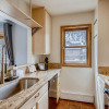 Отель Mount Royal Condos #501 2 Bedroom Condo by RedAwning, фото 13