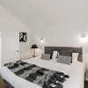 Отель Historic Stonehouse & Alley Cottage - Sleeps 14 with spa pool, фото 5
