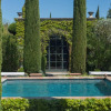 Отель Bastide de la Felicité - St. Remy-de-Provence, Sumptuous Bastide with Glorious Garden, 2 Beautiful P, фото 3