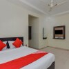 Отель OYO 23697 Hotel Krishna Palace, фото 7