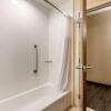 Отель Comfort Suites - South Austin, фото 10