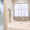 Отель Home With Hot Tub & Yard, < 2 Miles to The Wharf!, фото 3