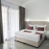 Отель Aeonian Luxury Suites, фото 5
