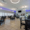 Отель Days Inn & Suites by Wyndham Lakeland, фото 17