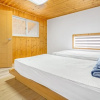 Отель Gangneung Hayanwood Pension, фото 5