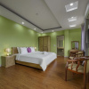 Отель Golden Lotus Airport Hotel & Travel, фото 14