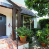 Отель Elegant Home in the Heart of LA 2 Bedrooms 1 Bathroom Duplex, фото 14