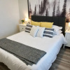 Отель Gorgeous Modern 2BD Condo Heart of Wpg Location, фото 21