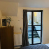 Отель Modern, peaceful flat in the heart of Wimbledon, фото 2